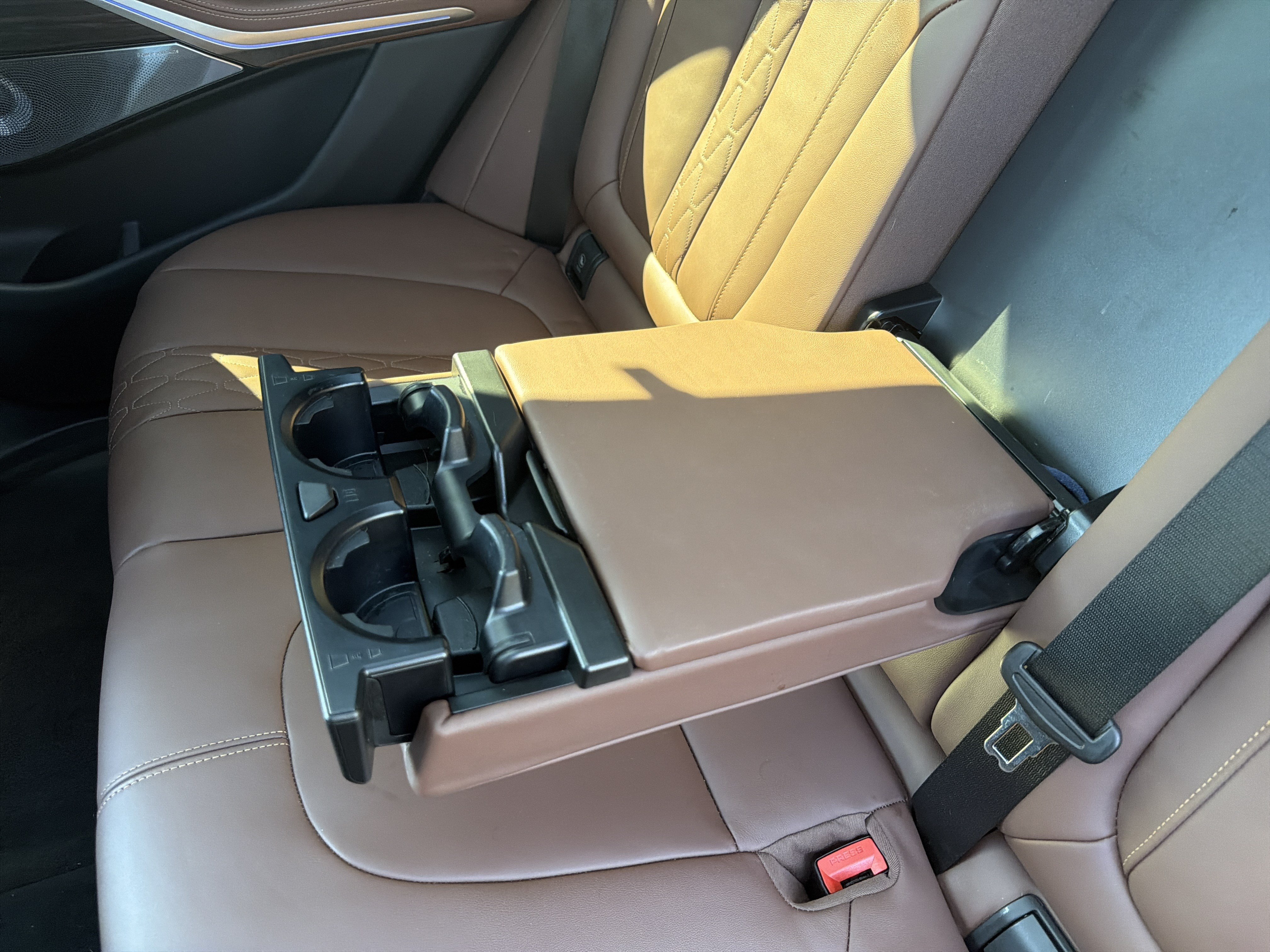 Used 2026 BMW X5 M60i AWD/4WD image 10