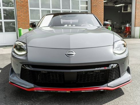 Used 2024 Nissan Z NISMO w/ Floor Mat Package image 29