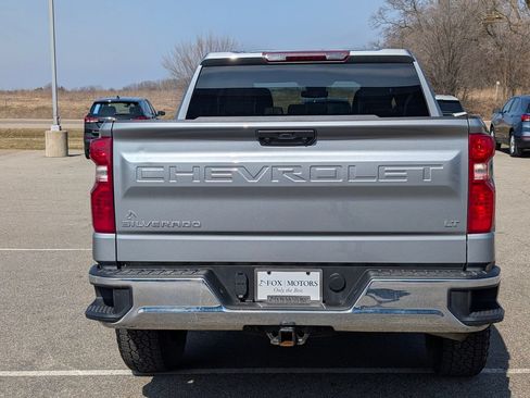 Used 2024 Chevrolet Silverado 1500 LT AWD/4WD image 5