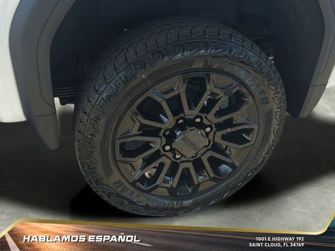 New 2026 GMC Sierra 2500 Denali w/ Denali Reserve Package image 11