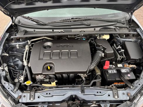 Used 2017 Toyota Corolla SE FWD image 41