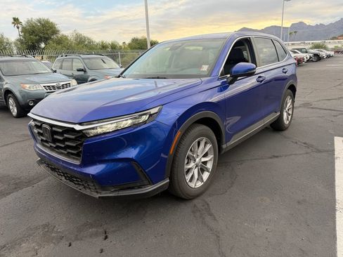 Used 2025 Honda CR-V EX-L image 3