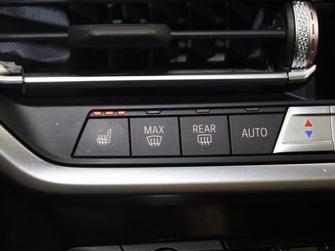 Used 2022 BMW X4 xDrive30i w/ Convenience Package image 8