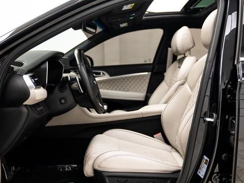Used 2023 Genesis G70 3.3T w/ Sport Prestige Package AWD/4WD image 10