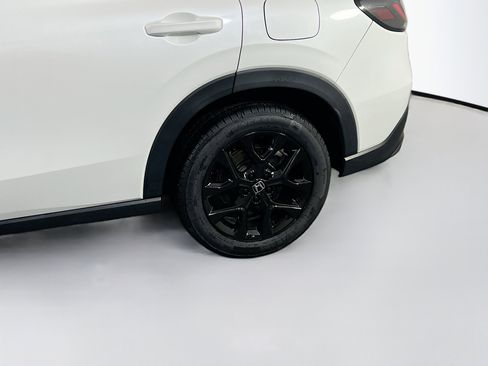 Used 2023 Honda HR-V Sport image 29