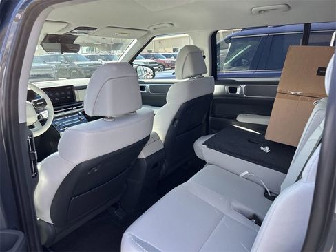 New 2026 Hyundai Santa Fe SE image 20