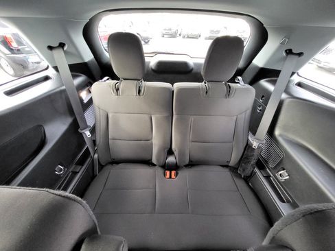 Certified 2022 Ford Explorer XLT image 16