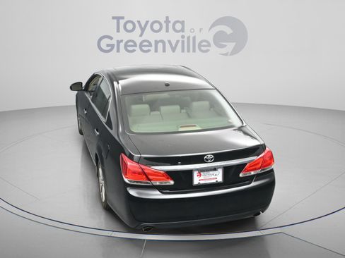 Used 2011 Toyota Avalon Limited FWD image 18