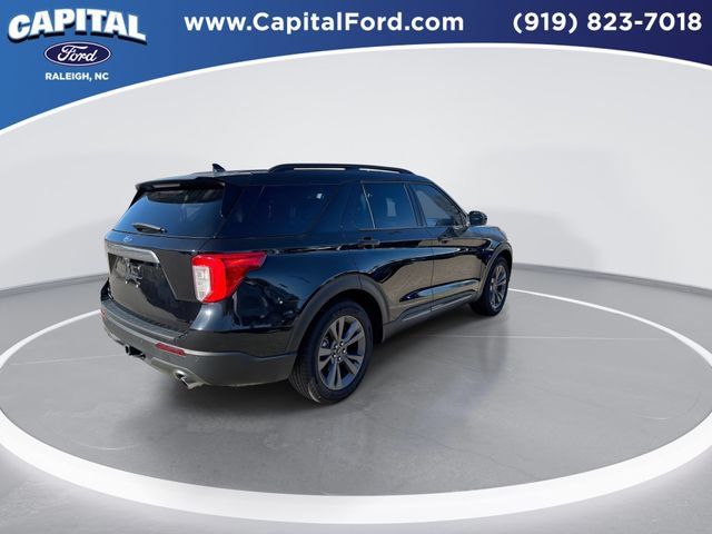 New 2024 Ford Explorer XLT w/ Equipment Group 202A RWD image 9