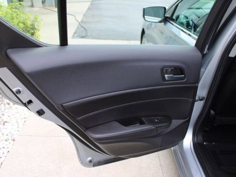 Used 2019 Acura ILX image 24