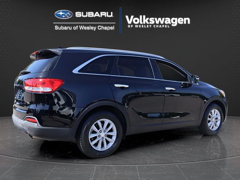 Used 2016 Kia Sorento LX FWD image 7