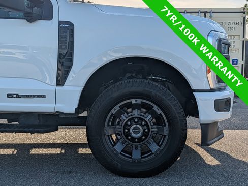 Used 2023 Ford F250 Lariat w/ Sport Appearance Package AWD/4WD image 11