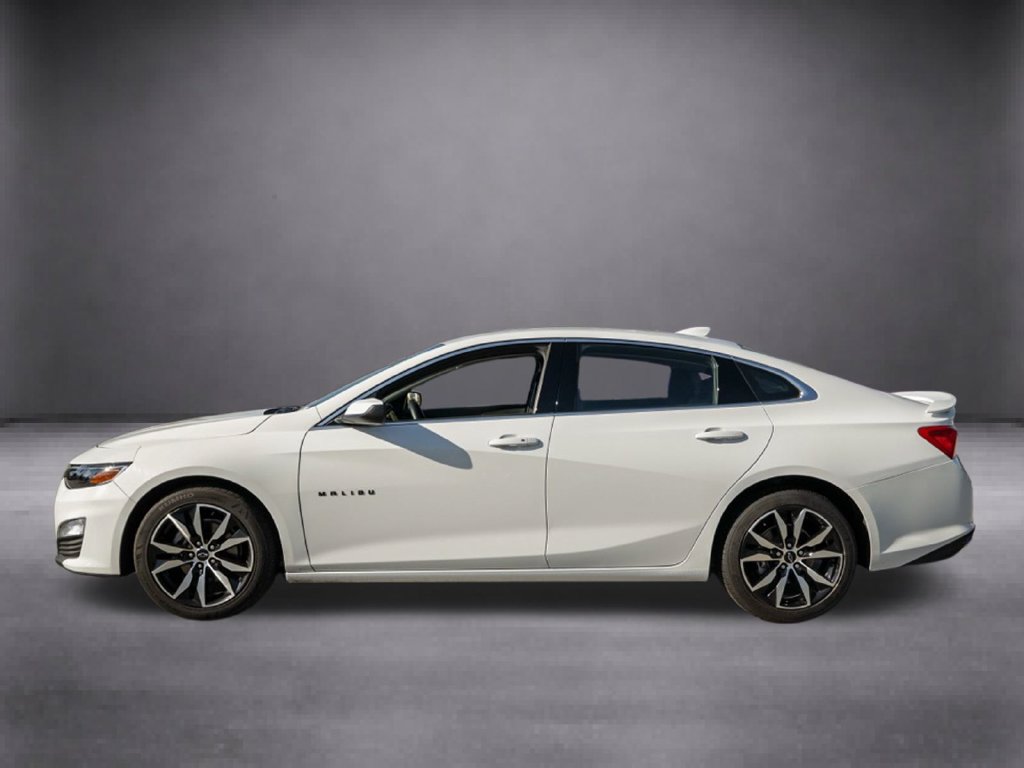 Used 2025 Chevrolet Malibu RS FWD image 8