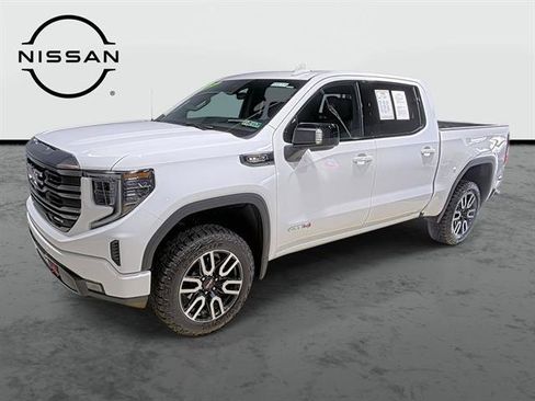 Used 2024 GMC Sierra 1500 AT4 w/ Technology Package AWD/4WD image 1