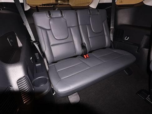 New 2026 Ford Explorer Active w/ Active Comfort Package AWD/4WD image 18