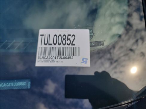 New 2026 Lincoln Corsair Premiere image 10