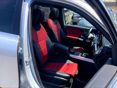 Certified 2023 Mercedes-Benz GLB 250 4MATIC image 7