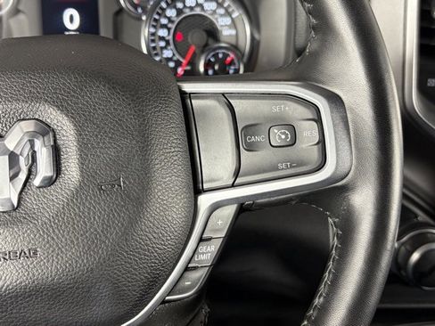 Used 2024 RAM 2500 Big Horn w/ Sport Appearance Package image 17