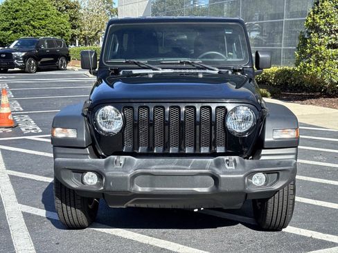 Used 2023 Jeep Wrangler Sport S image 6