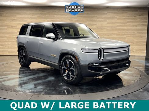 Used 2024 Rivian R1S Adventure image 1