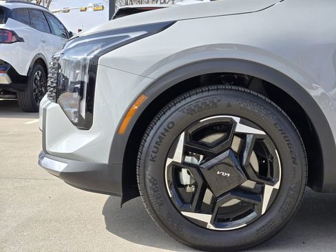 New 2026 Kia Sportage EX image 5