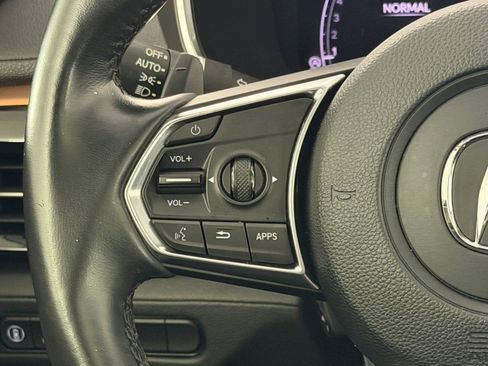 Used 2022 Acura MDX SH-AWD image 12