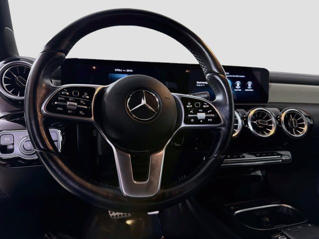 Used 2022 Mercedes-Benz A 220 image 12