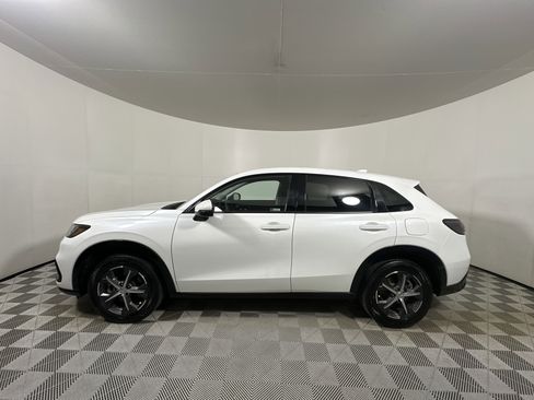 Used 2024 Honda HR-V EX-L image 4