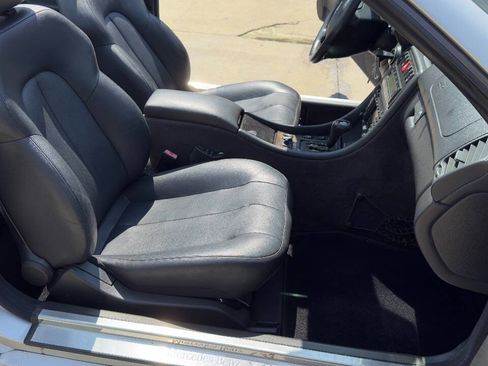 Used 2000 Mercedes-Benz CLK 430 Cabriolet image 39