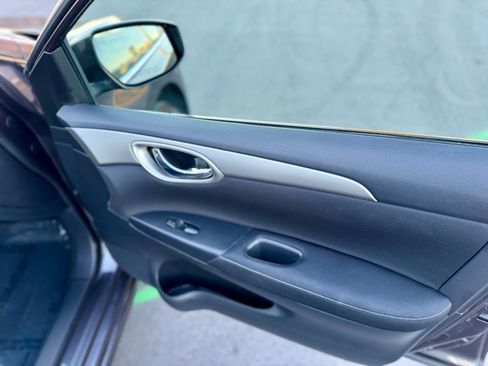 Used 2015 Nissan Sentra SV image 23
