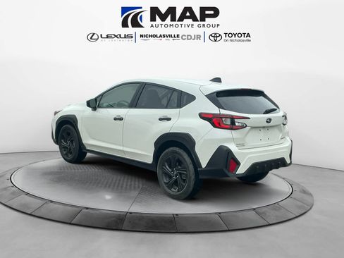 Used 2024 Subaru Crosstrek 2.0i AWD/4WD image 3