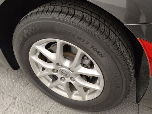 Used 2023 Chrysler Pacifica Touring-L FWD image 31