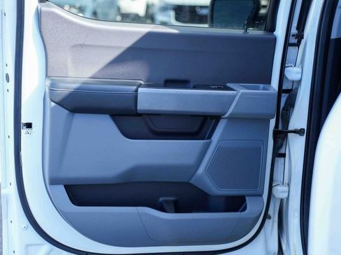 Used 2022 Ford F150 XLT w/ Trailer Tow Package image 18