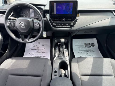 Used 2024 Toyota Corolla LE FWD image 27