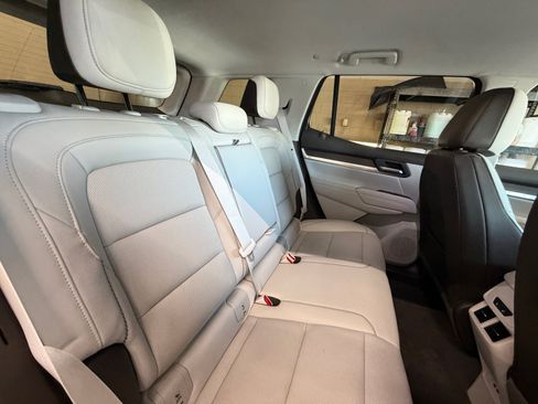 Used 2026 GMC Terrain Denali AWD/4WD image 18