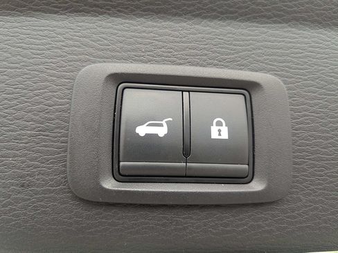 Used 2024 Mitsubishi Outlander SE AWD/4WD image 14