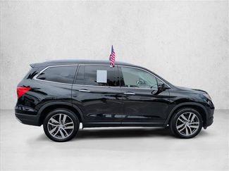 Used 2016 Honda Pilot Touring video 4