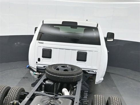 New 2026 RAM 3500 Tradesman w/ Chrome Appearance Group image 32