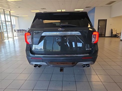 Used 2022 Ford Explorer Platinum w/ Equipment Group 601A image 7