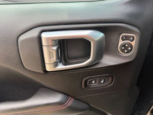 Used 2020 Jeep Gladiator Rubicon AWD/4WD image 14