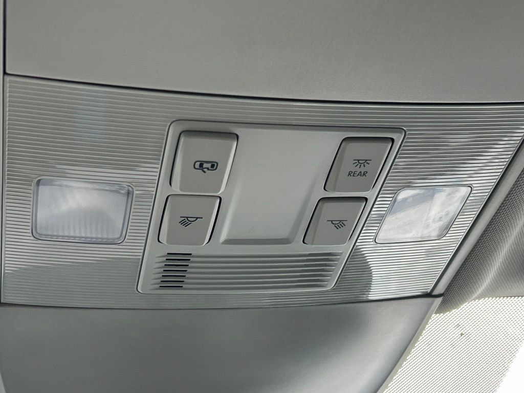 New 2026 Volkswagen Taos SE FWD image 39