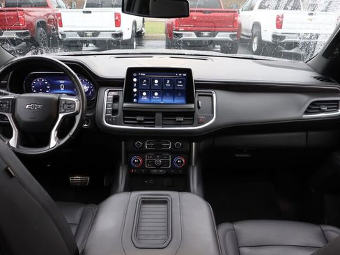 Used 2022 Chevrolet Tahoe Z71 w/ Luxury Package image 31