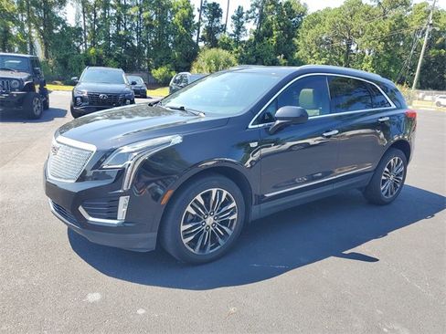Used 2017 Cadillac XT5 Premium Luxury image 3