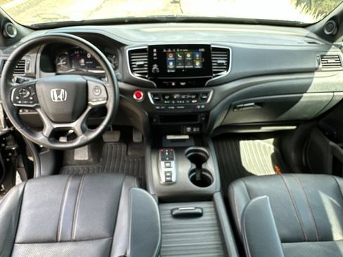 Used 2023 Honda Passport TrailSport image 48
