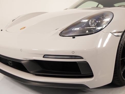 Used 2024 Porsche 718 Cayman GTS RWD image 13