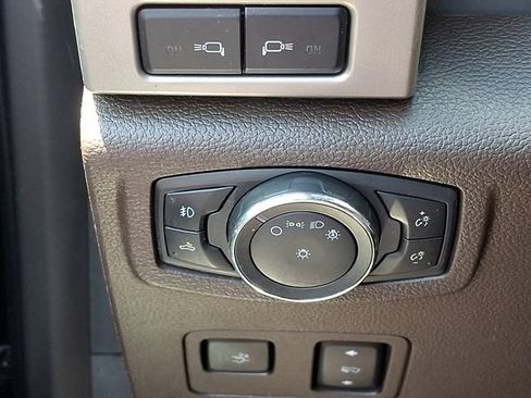 Used 2022 Ford F250 King Ranch w/ Tremor Off-Road Package AWD/4WD image 23