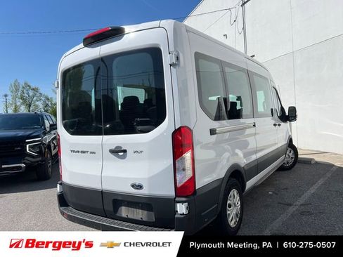 Used 2022 Ford Transit 350 XLT RWD image 2