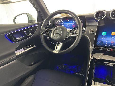 Certified 2026 Mercedes-Benz GLC 300 image 28