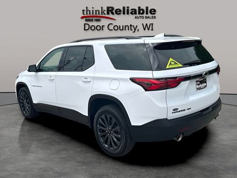 Used 2023 Chevrolet Traverse RS AWD/4WD image 3