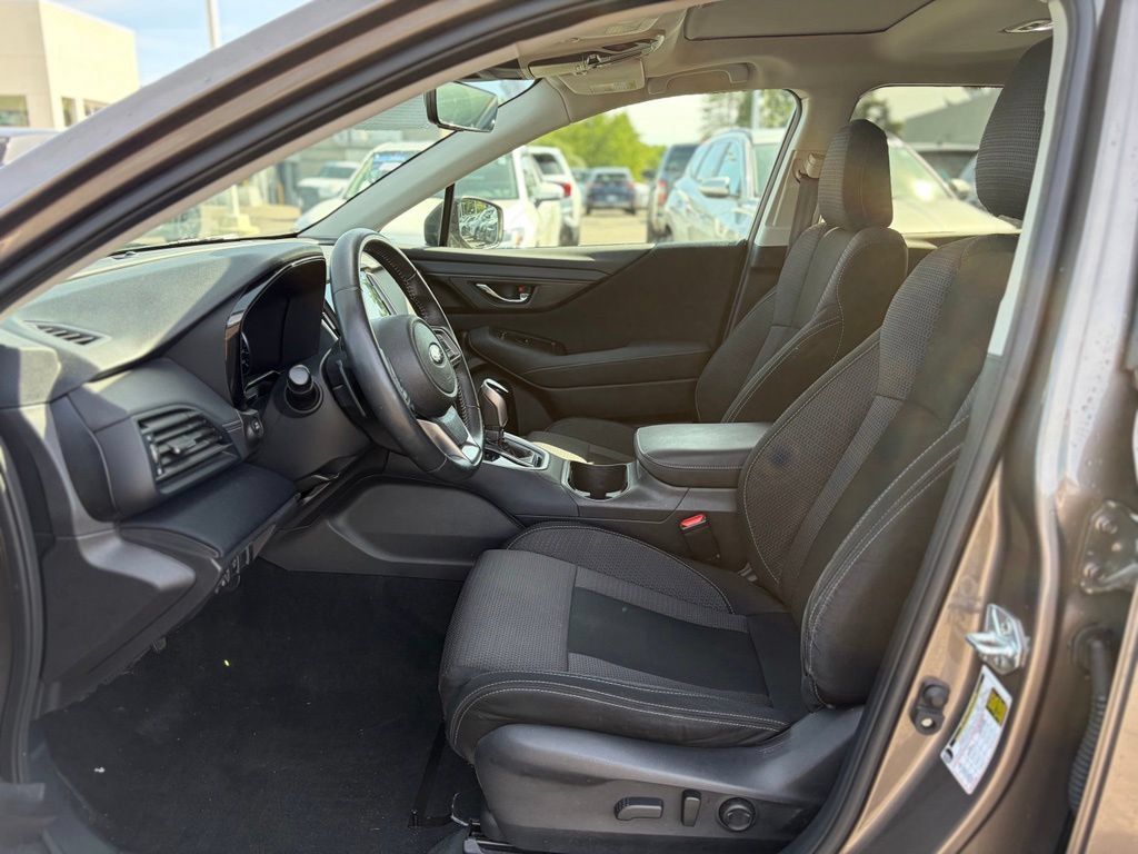 Used 2024 Subaru Outback Premium AWD/4WD image 24